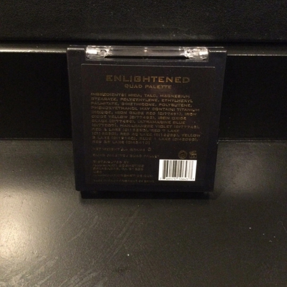 Illuminati Quad Palette Secret Society Eyeshadow - Picture 3 of 4